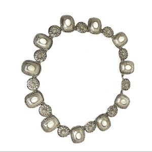 ‎Antique style concho beaded necklace